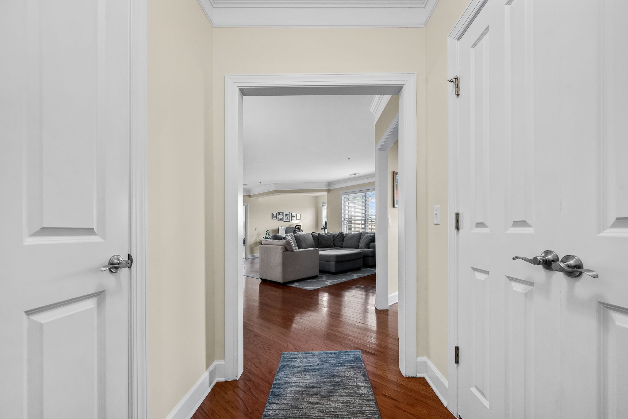 3102 West End Cir #401, Nashville, TN 37203