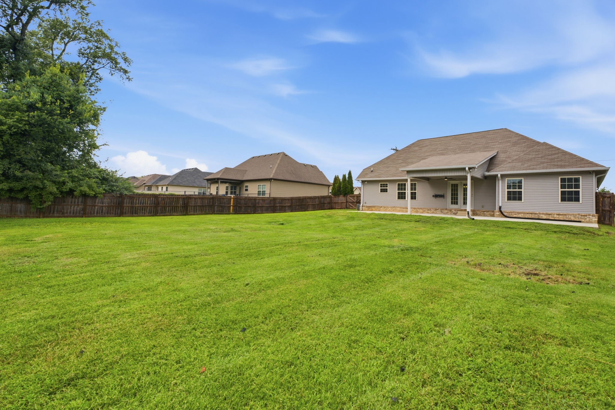 1305 Round Rock Dr, Murfreesboro, TN 37128