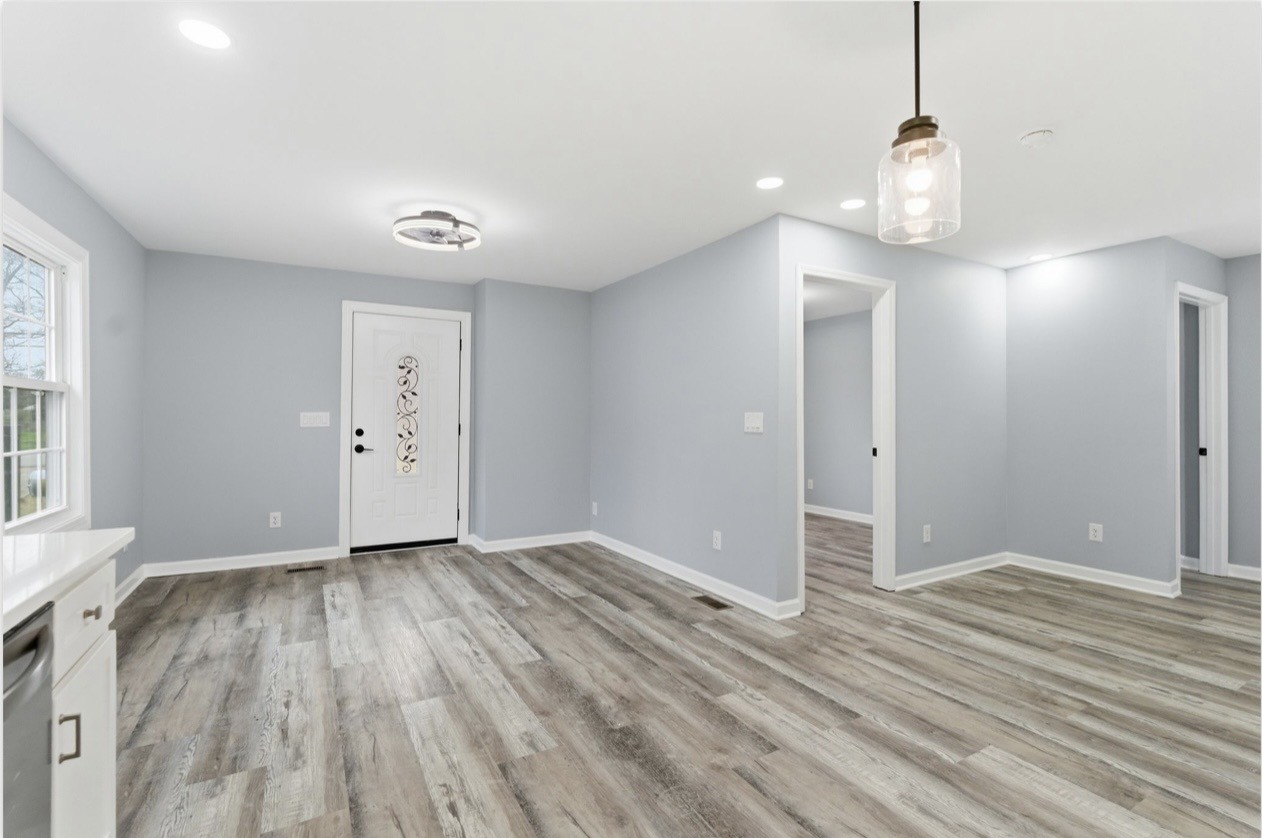 214 W Adams Ave, Lebanon, TN 37087