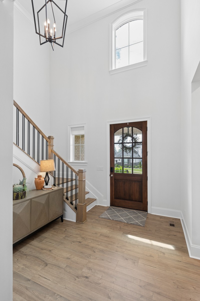 661 Concord Dr, Gallatin, TN 37066