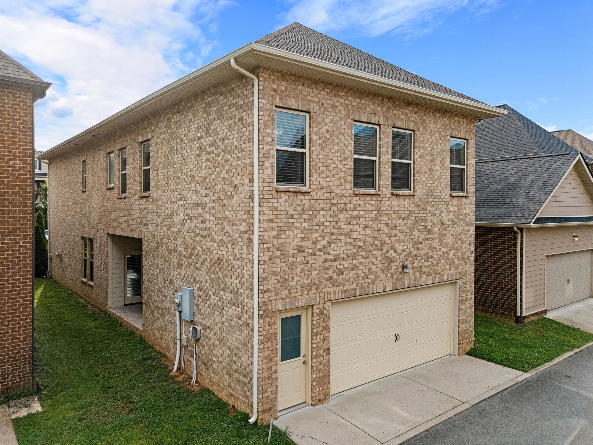 164 Ashcrest Pt, Hendersonville, TN 37075