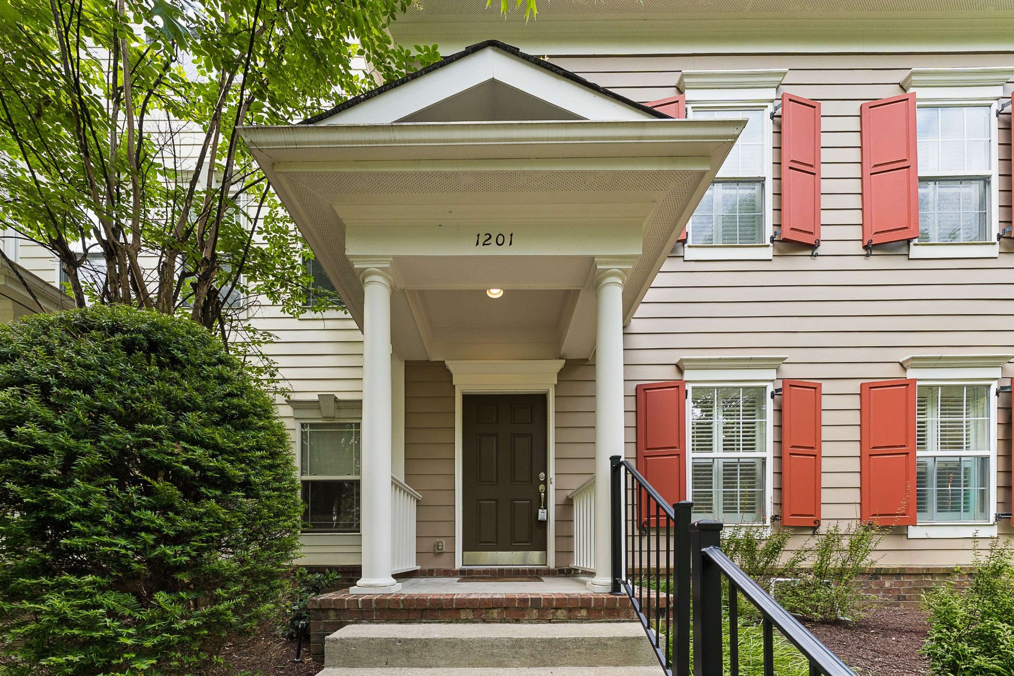 1201 Stoney Point Ln, Franklin, TN 37067