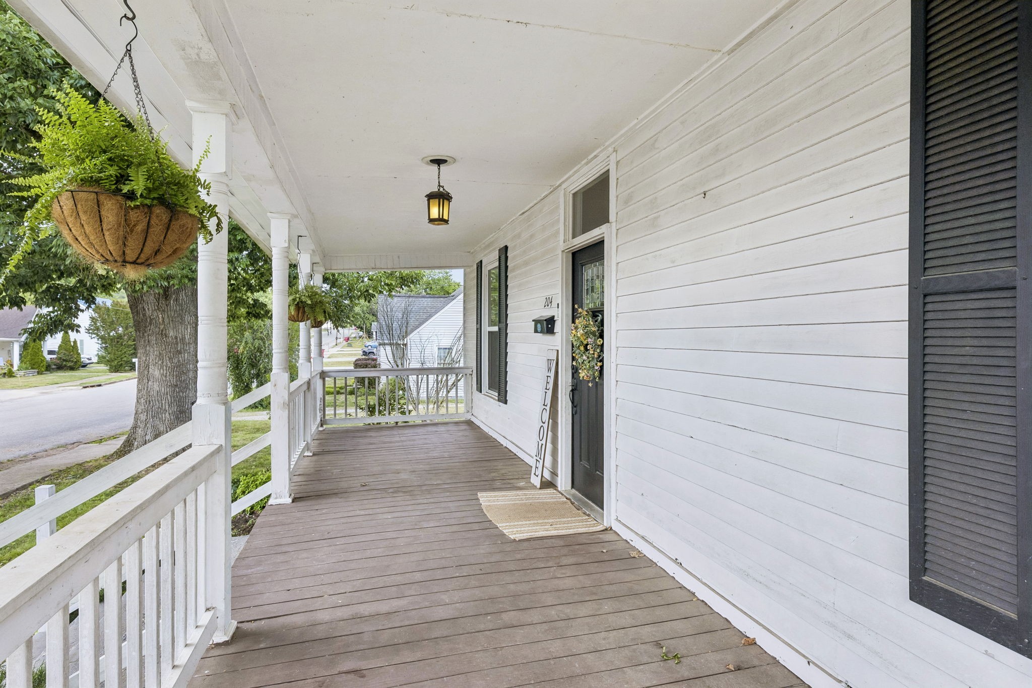 204 Jefferson Ave E, Carthage, TN 37030