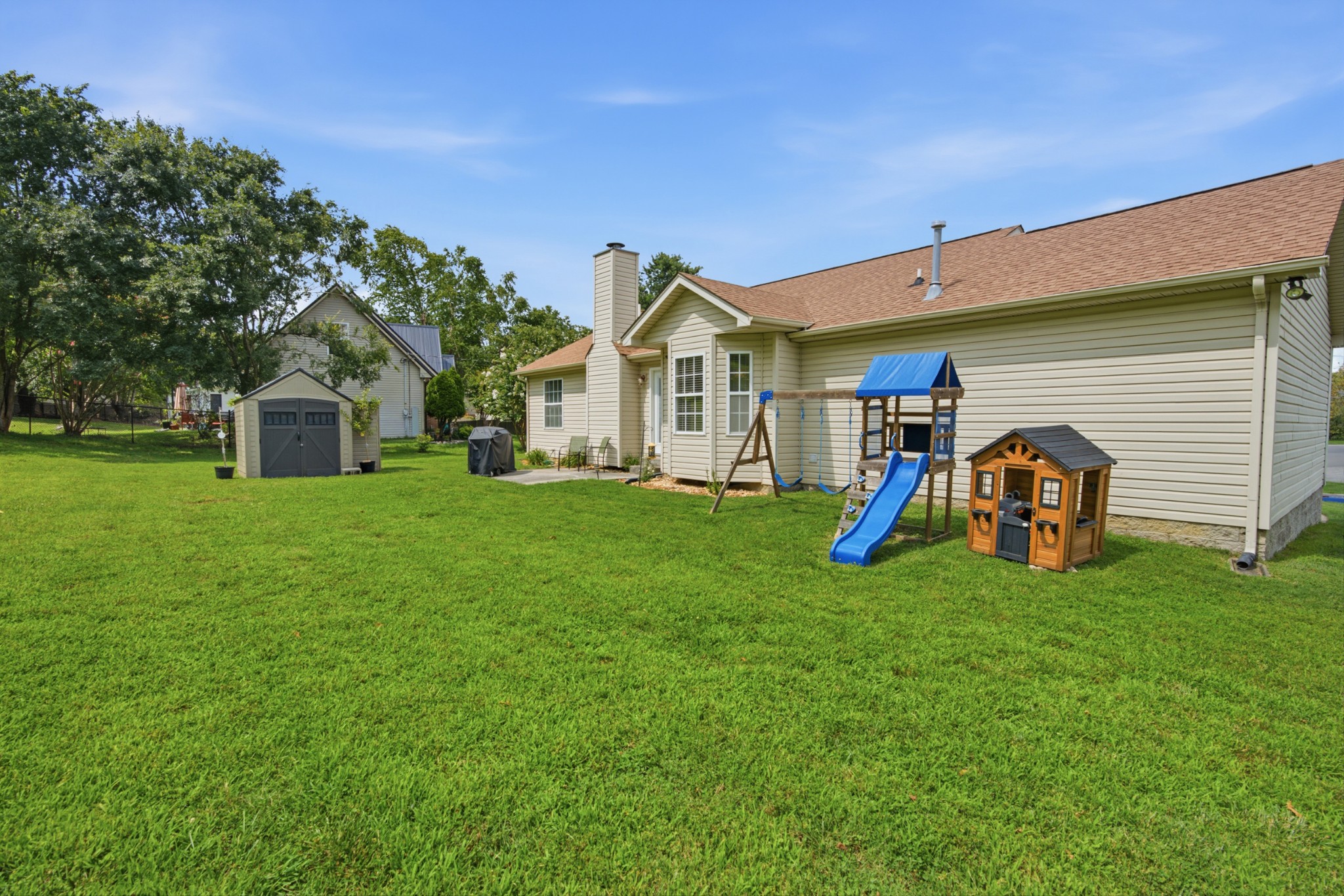 710 Pinehurst Pt, Mount Juliet, TN 37122
