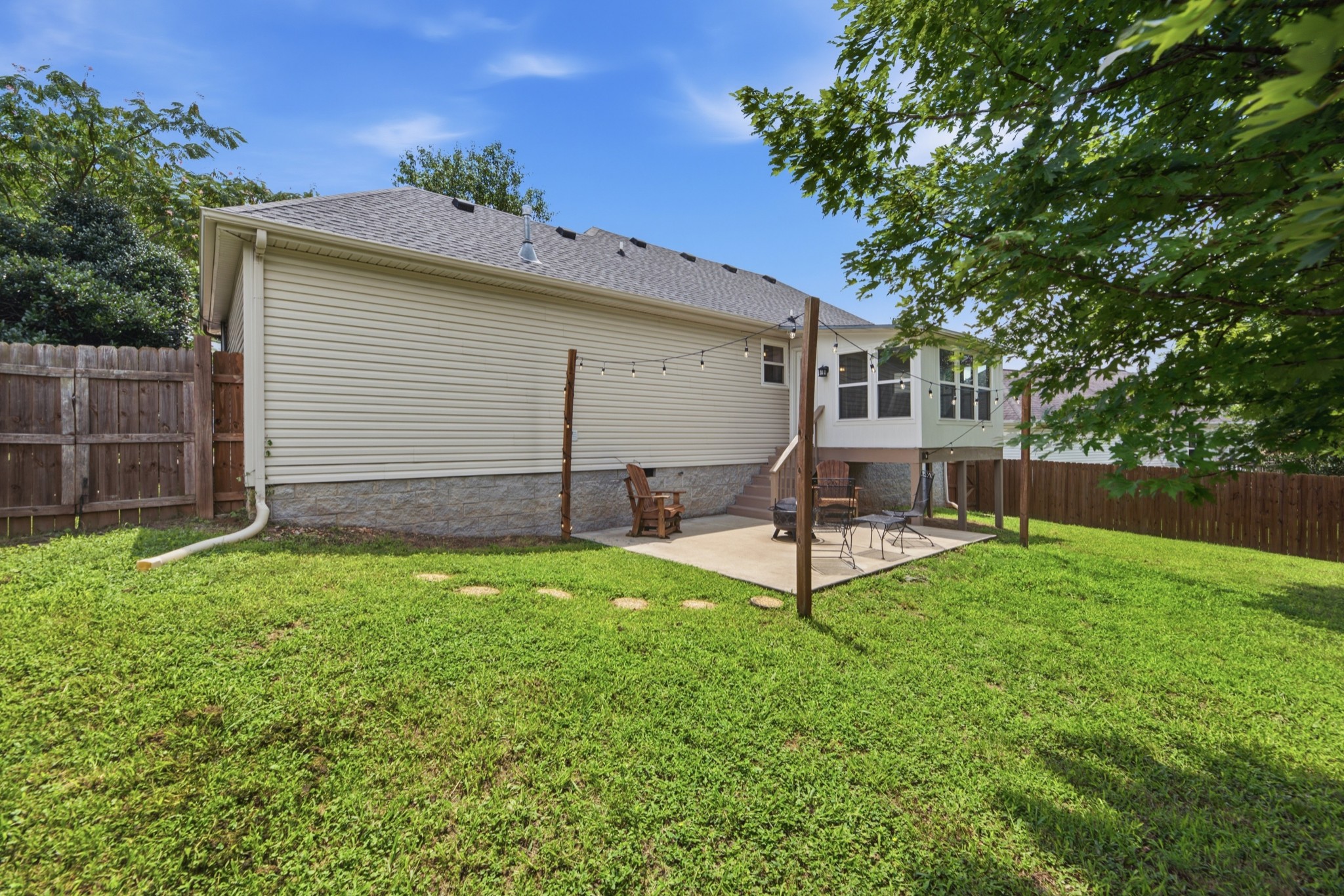 1029 Saddlestone Dr, Hermitage, TN 37076