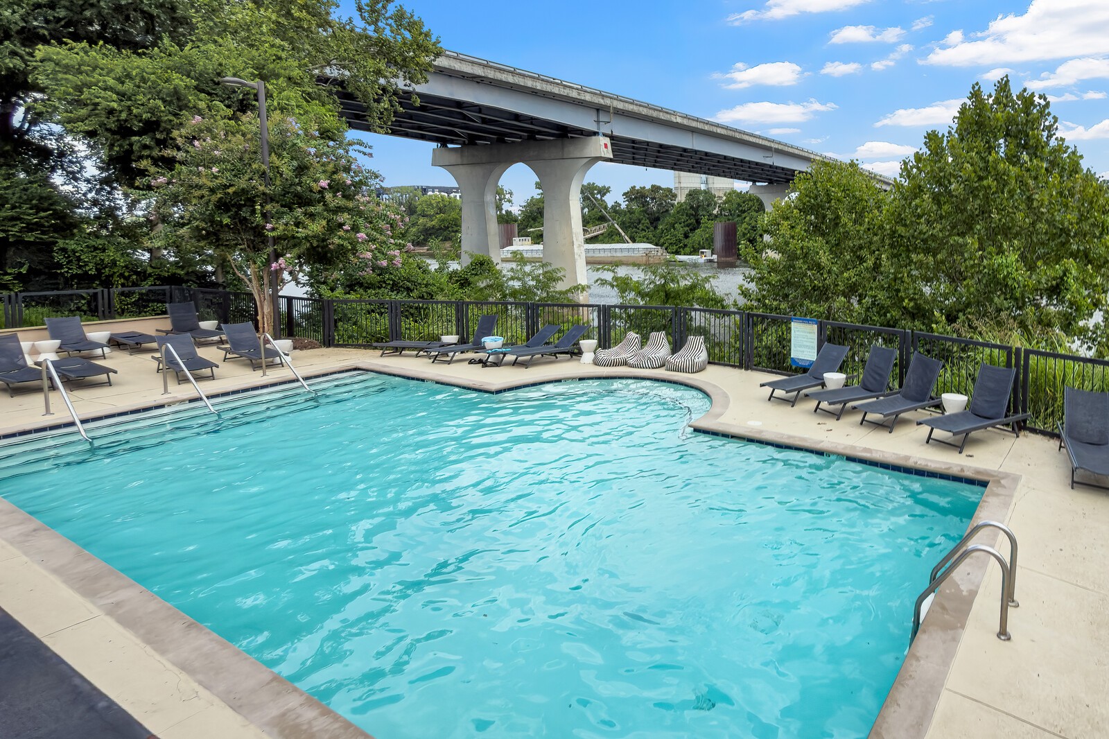 858 1st Ave N #858, Nashville, TN 37201