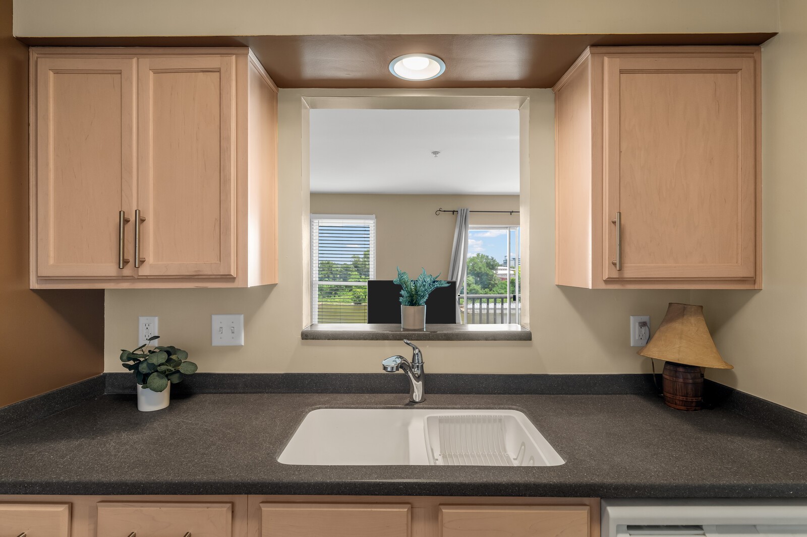 858 1st Ave N #858, Nashville, TN 37201