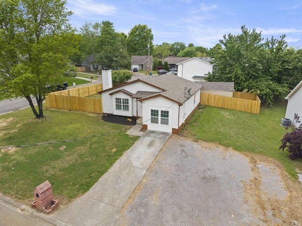 421 Cedar Park Cir, La Vergne, TN 37086