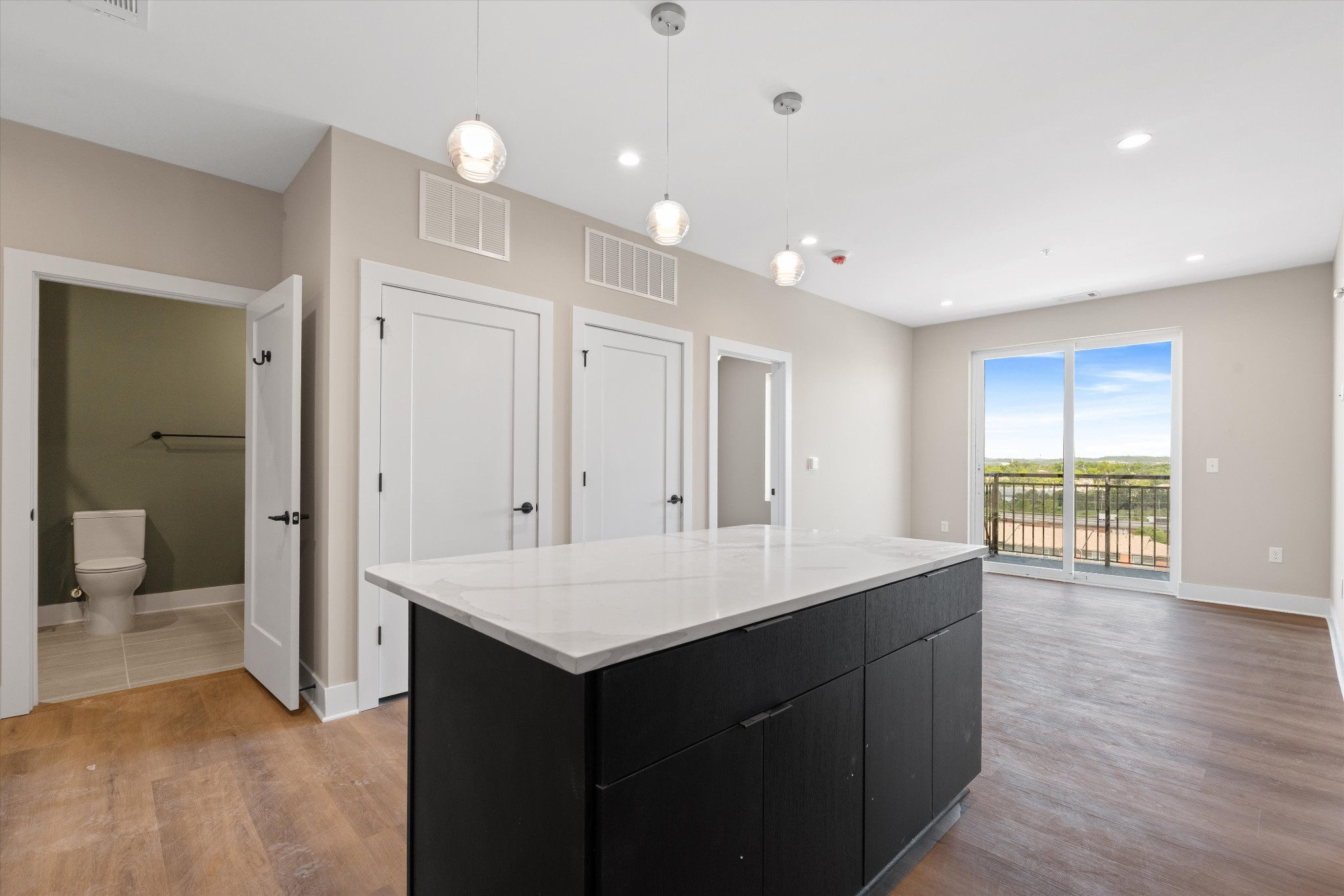 730 Main St #B5, Nashville, TN 37206