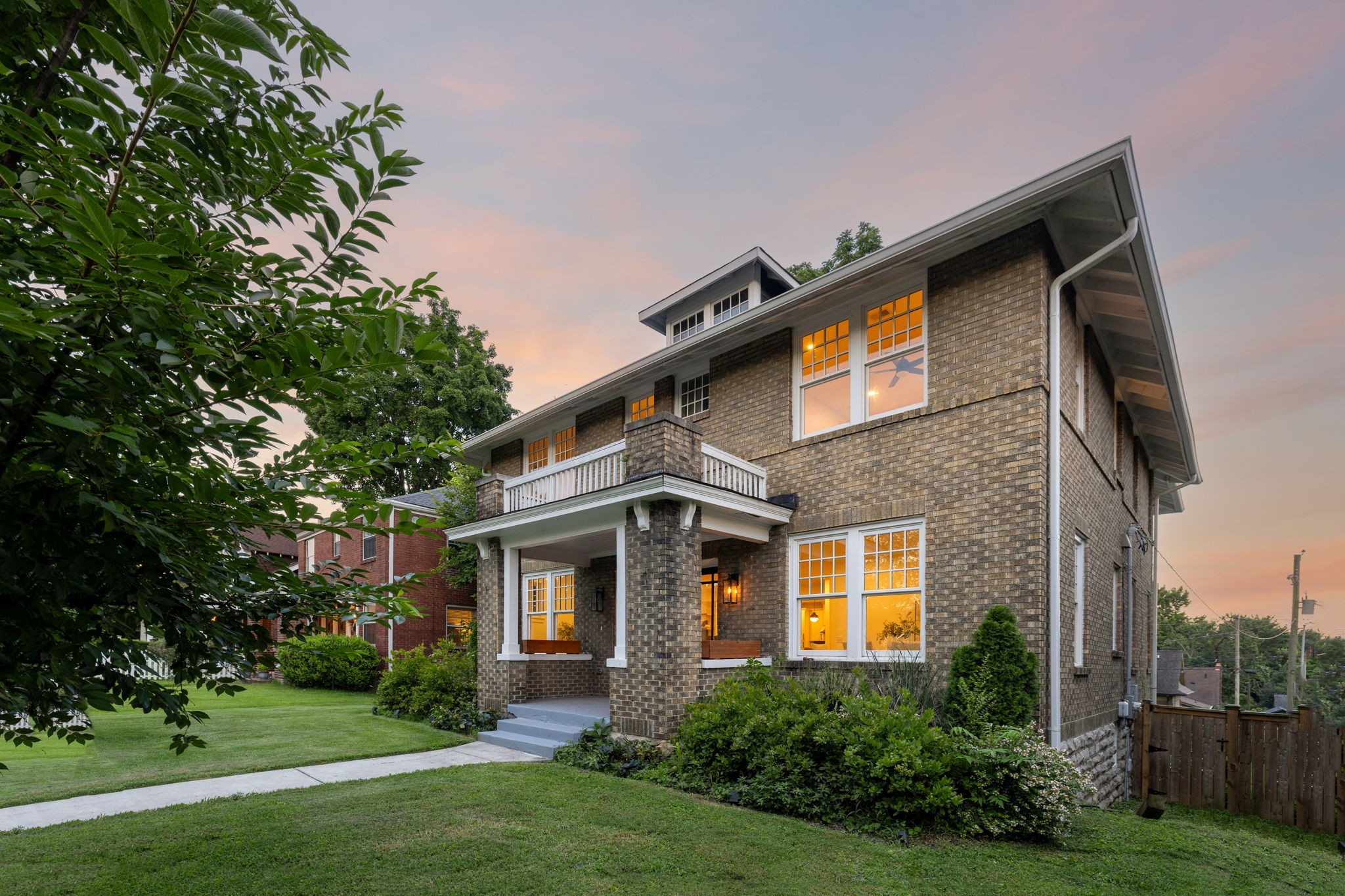 610 Russell St, Nashville, TN 37206