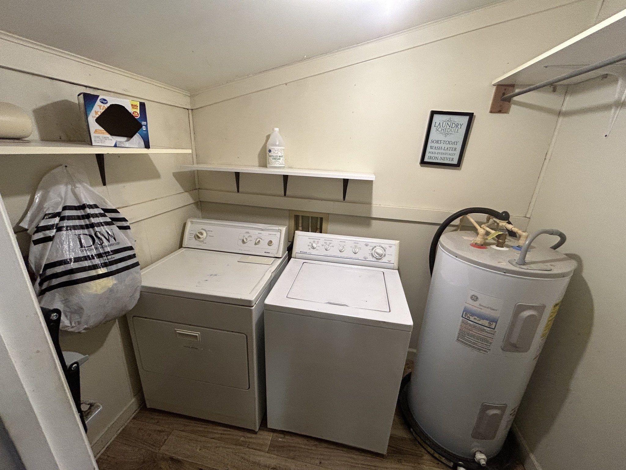 2837 Lower Walkers Creek Rd, Goodlettsville, TN 37072