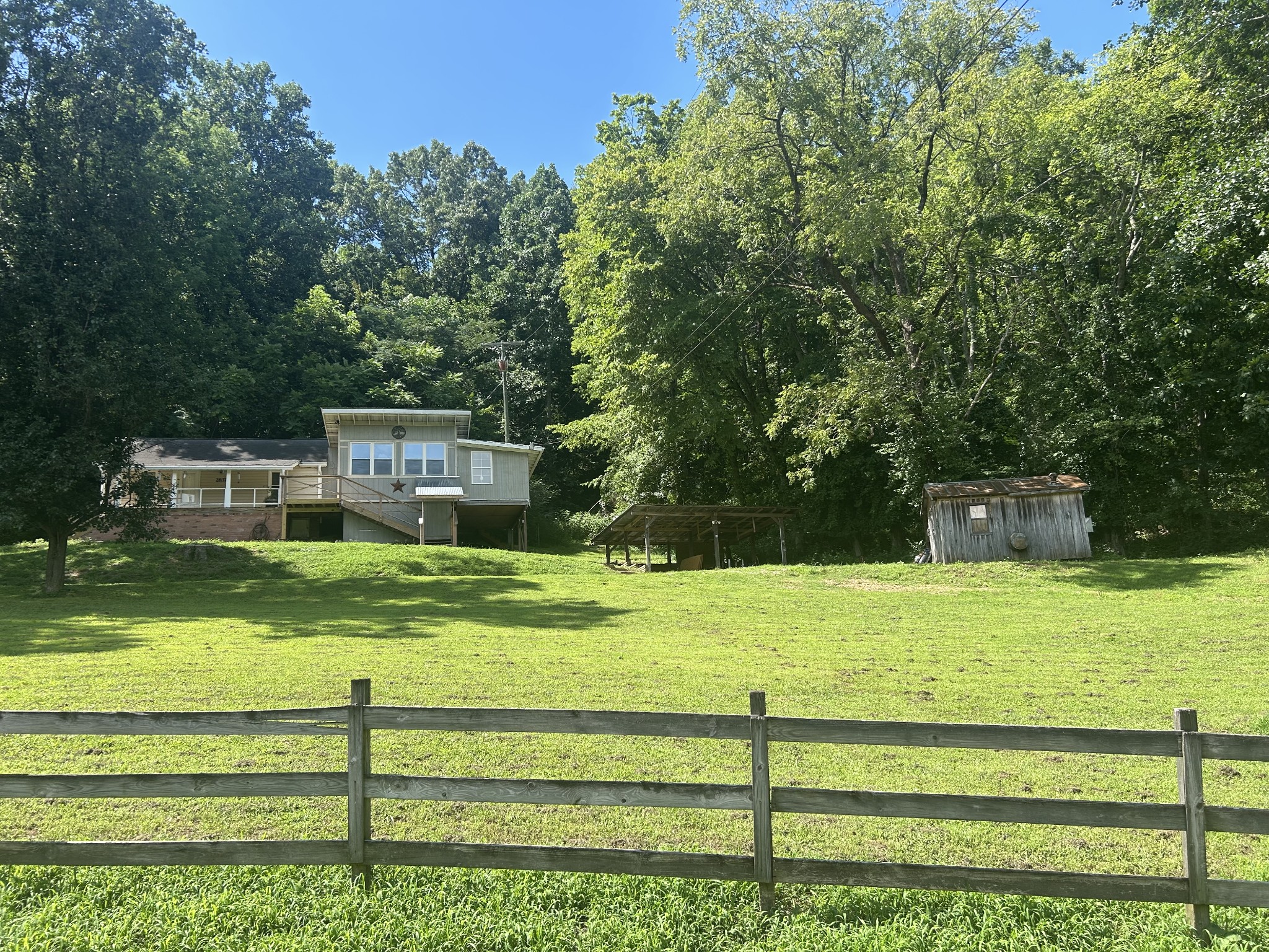 2837 Lower Walkers Creek Rd, Goodlettsville, TN 37072