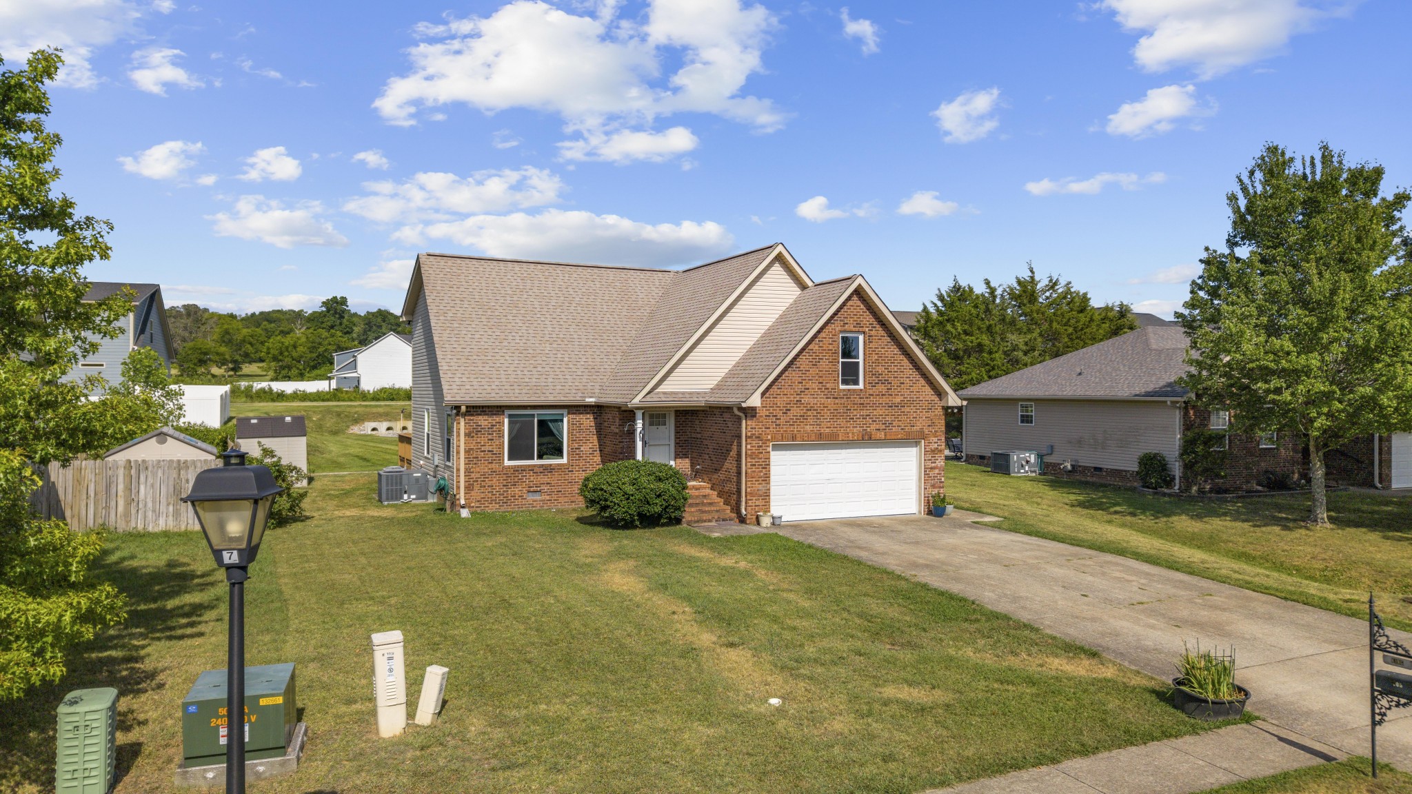 105 Bonnie Oak Dr, Lebanon, TN 37087