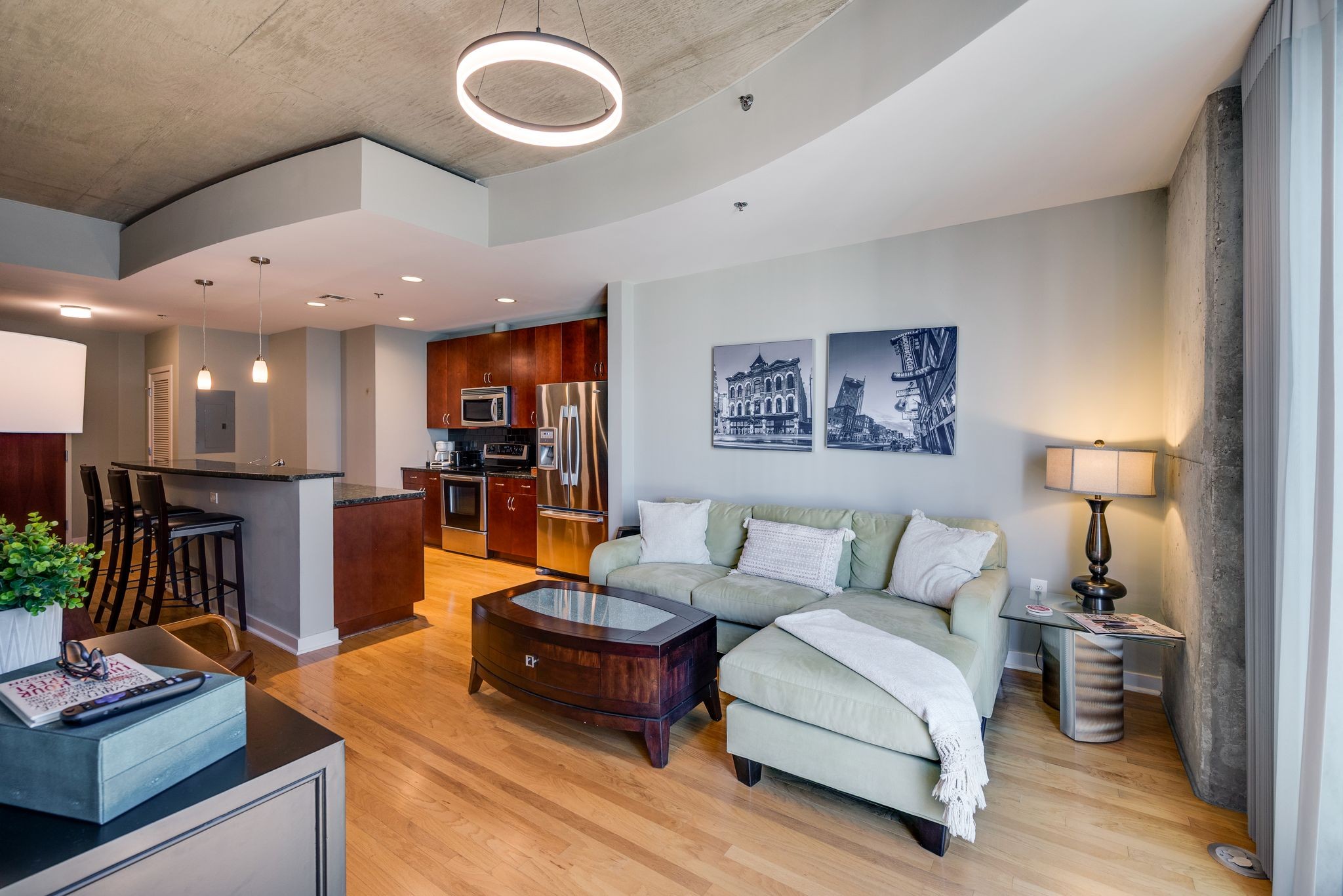 301 Demonbreun St #1702, Nashville, TN 37201