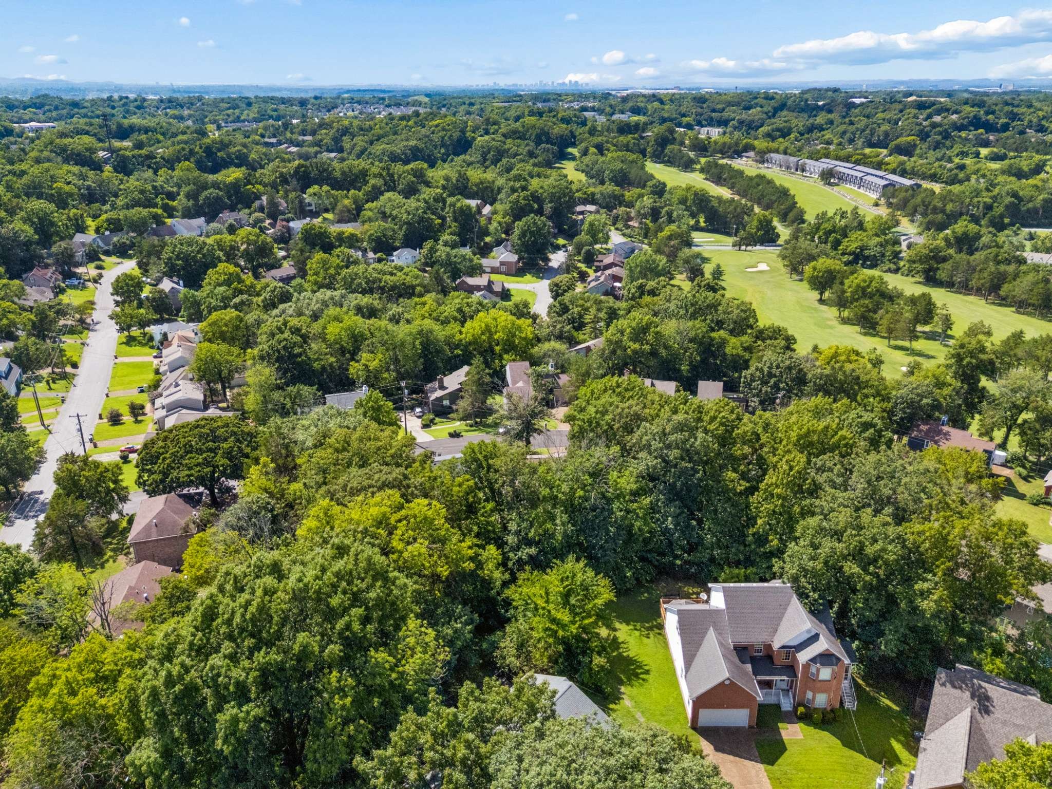 2601 Mesa Dr, Nashville, TN 37217