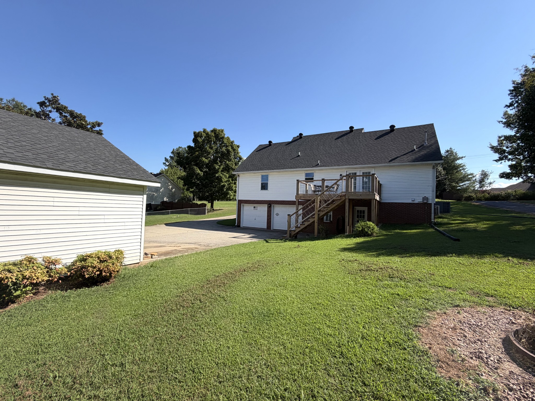 145 S Palmers Chapel Rd, White House, TN 37188