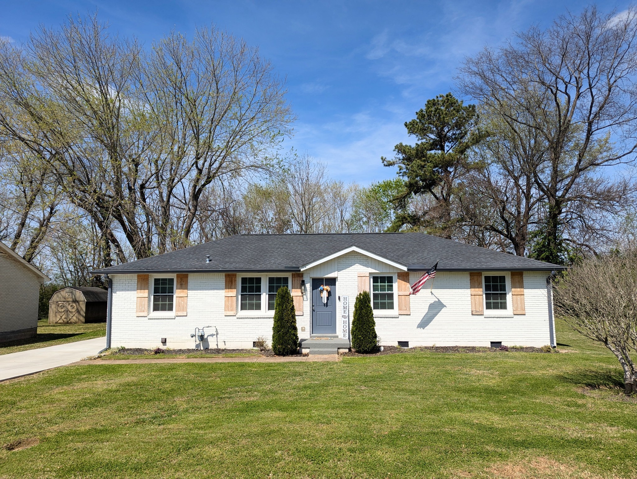 617 Skyline Dr, Columbia, TN 38401