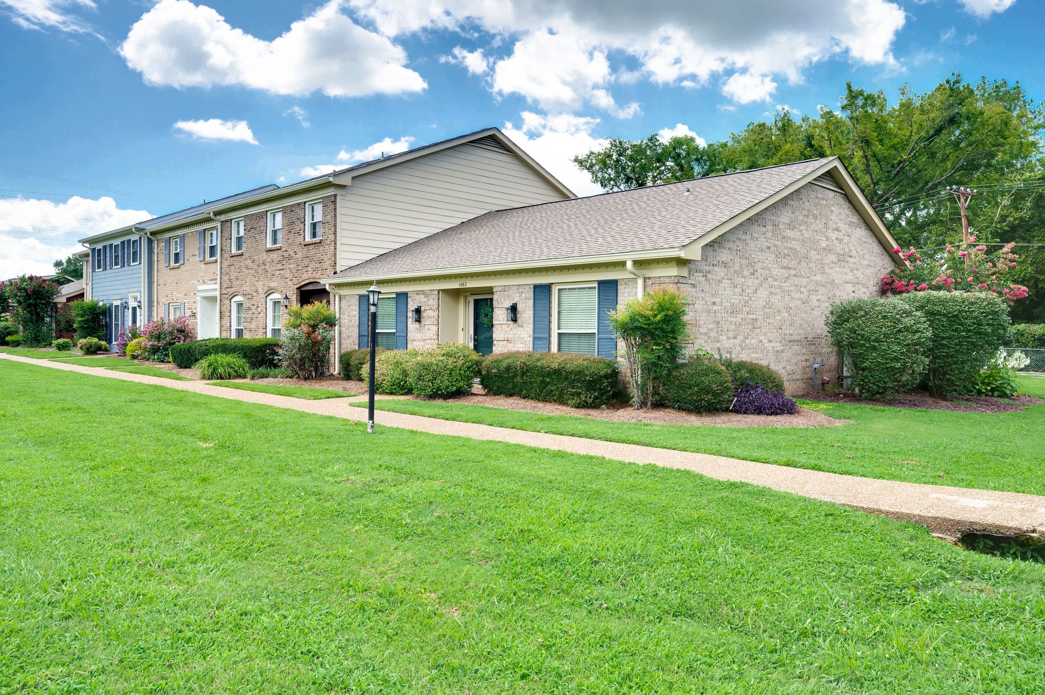 1062 Todd Preis Dr, Nashville, TN 37221