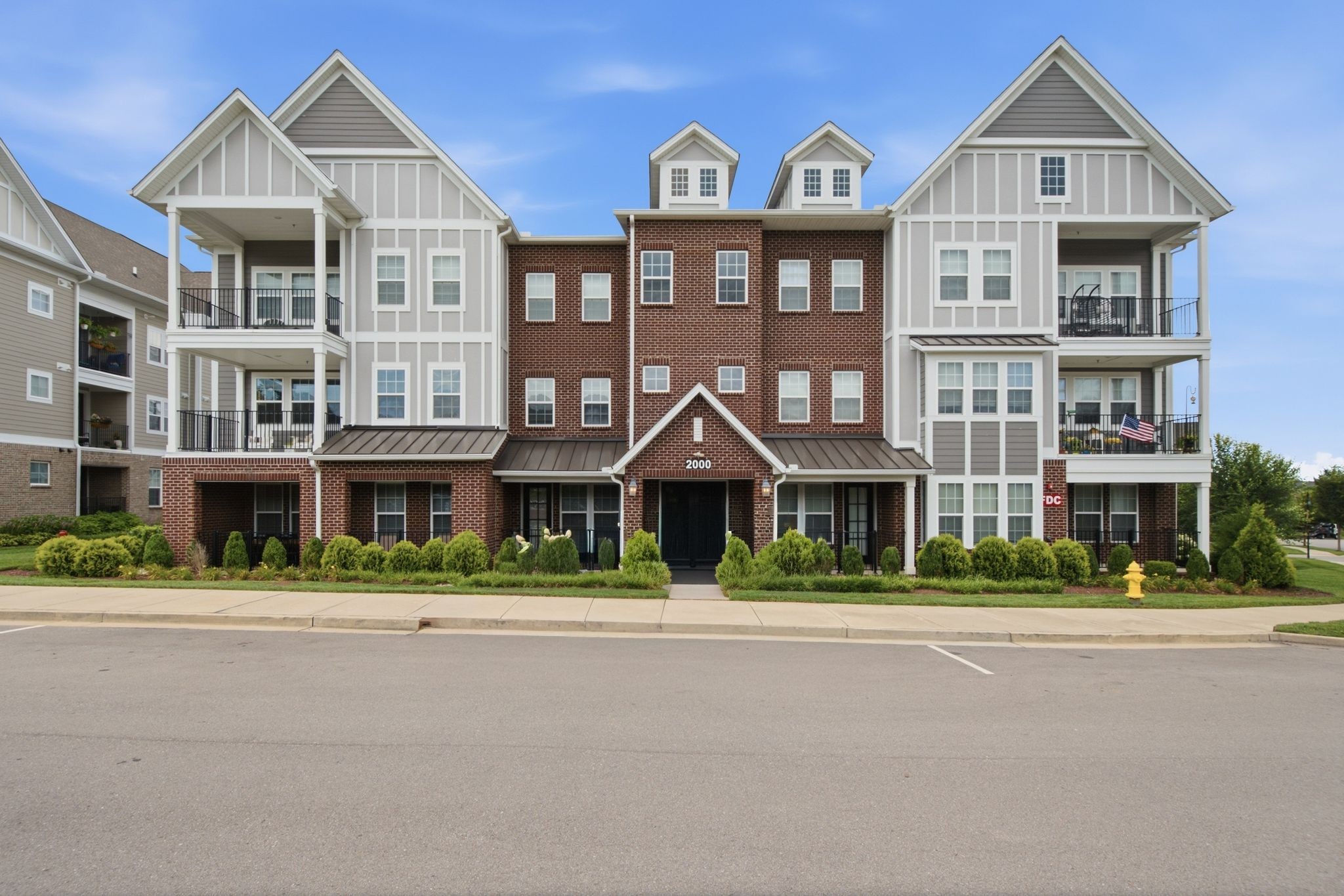2000 Shadow Green Dr #102, Franklin, TN 37064