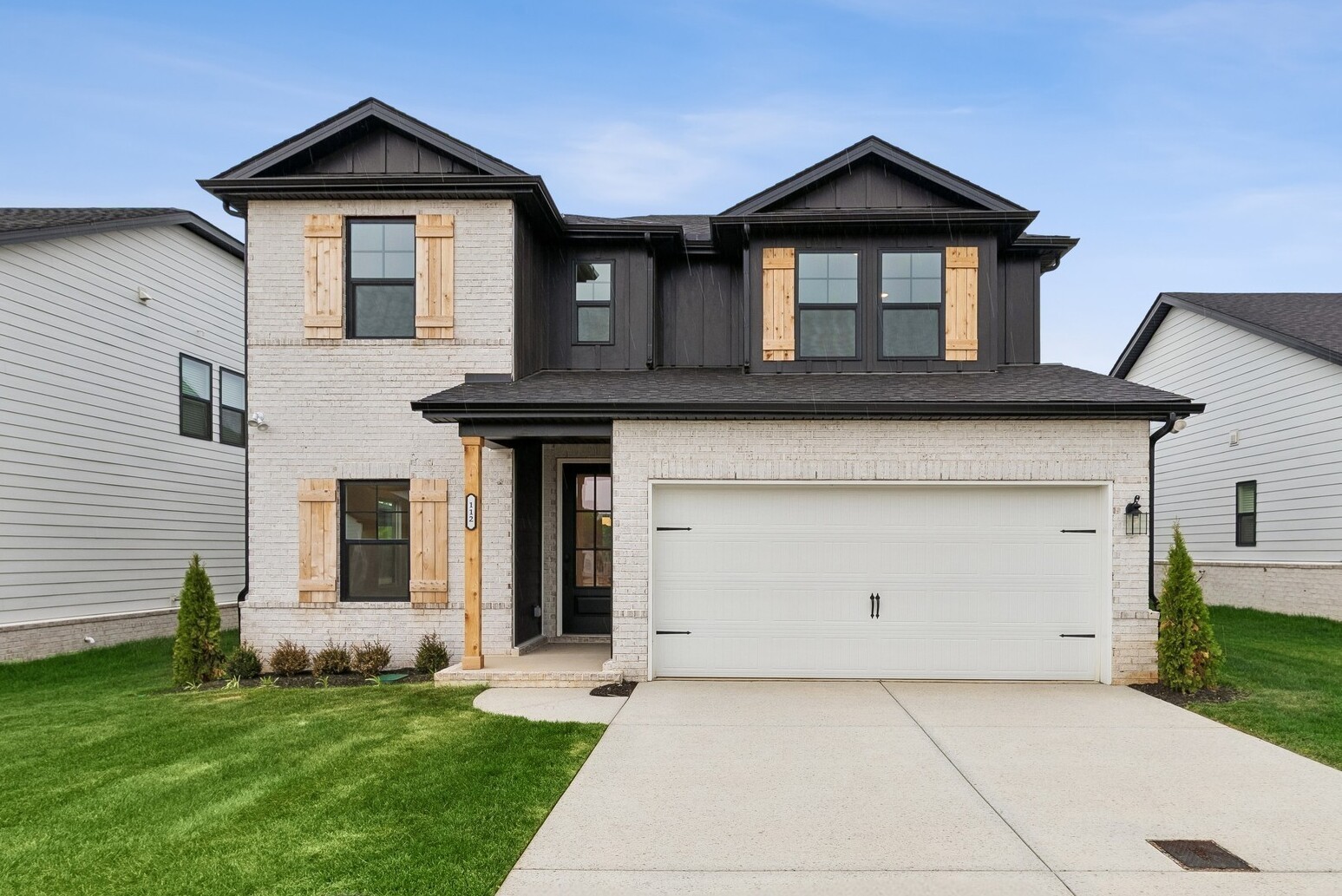 200 Conger Dr, Lebanon, TN 37087