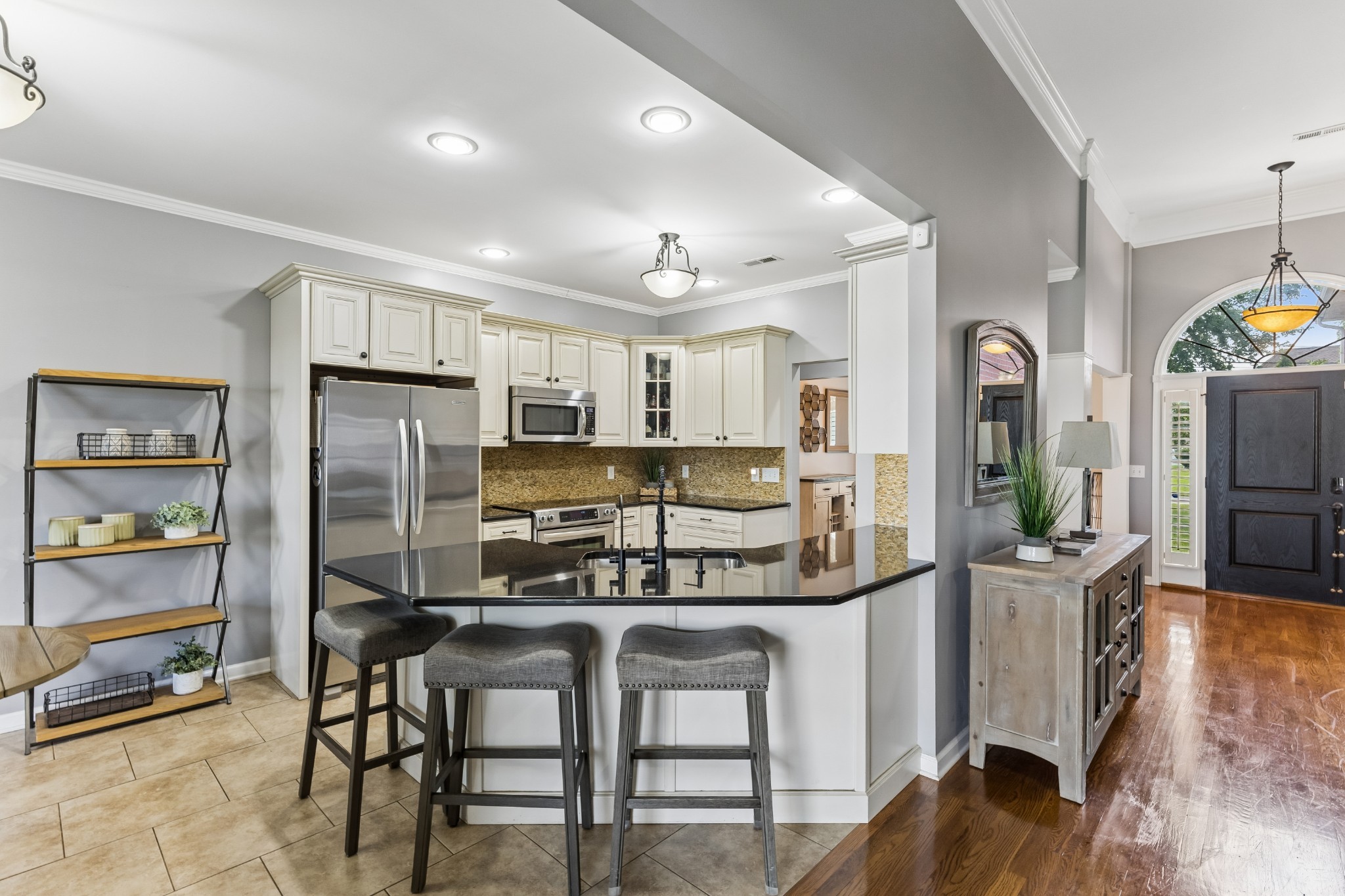 1210 Lila Dr, Murfreesboro, TN 37128