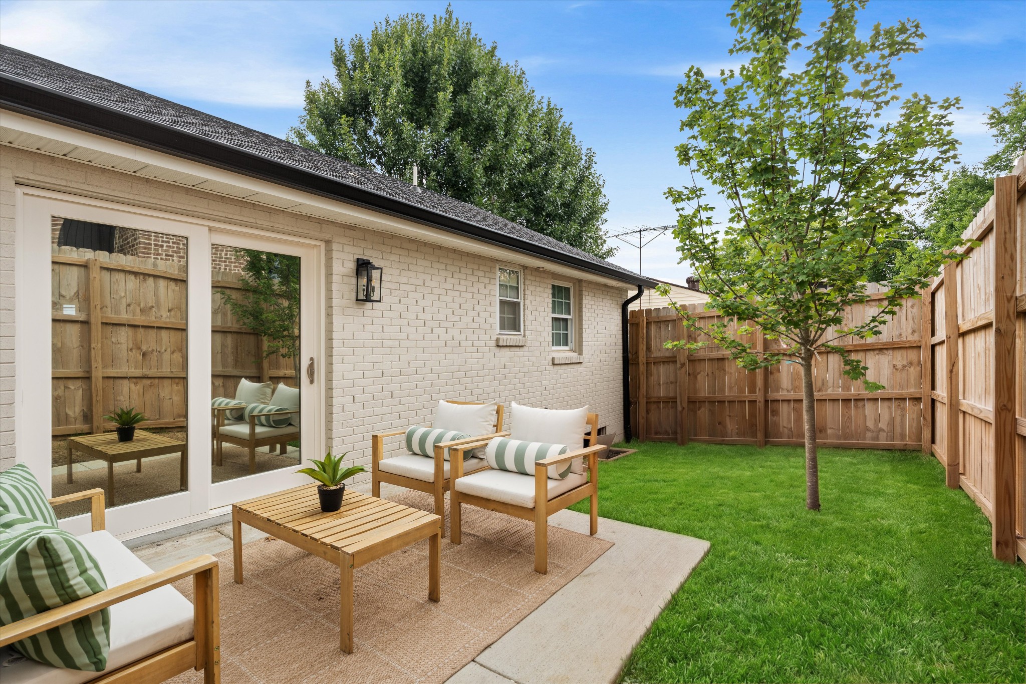 2127A Burns St, Nashville, TN 37216