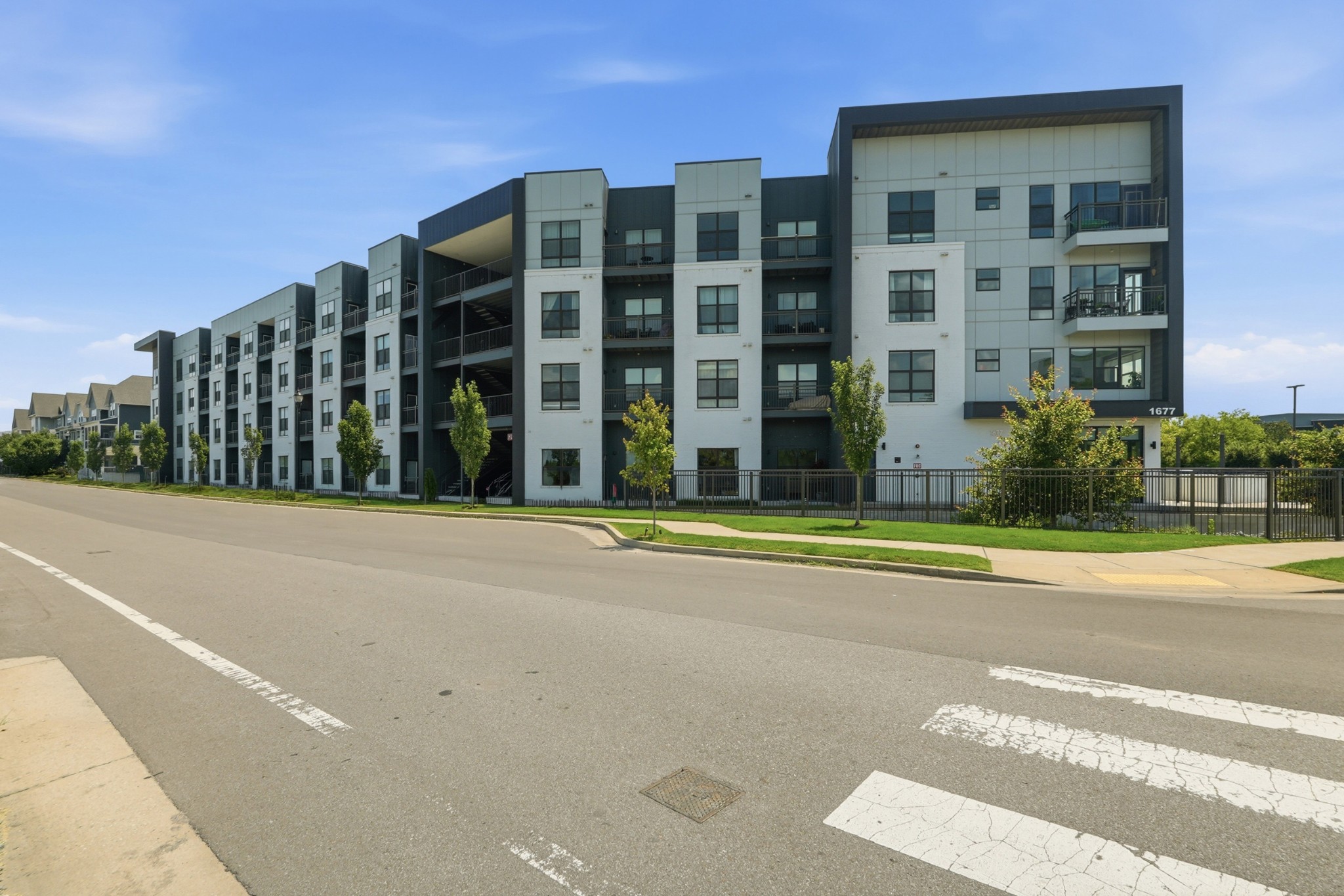 1677 54th Ave N #118, Nashville, TN 37209