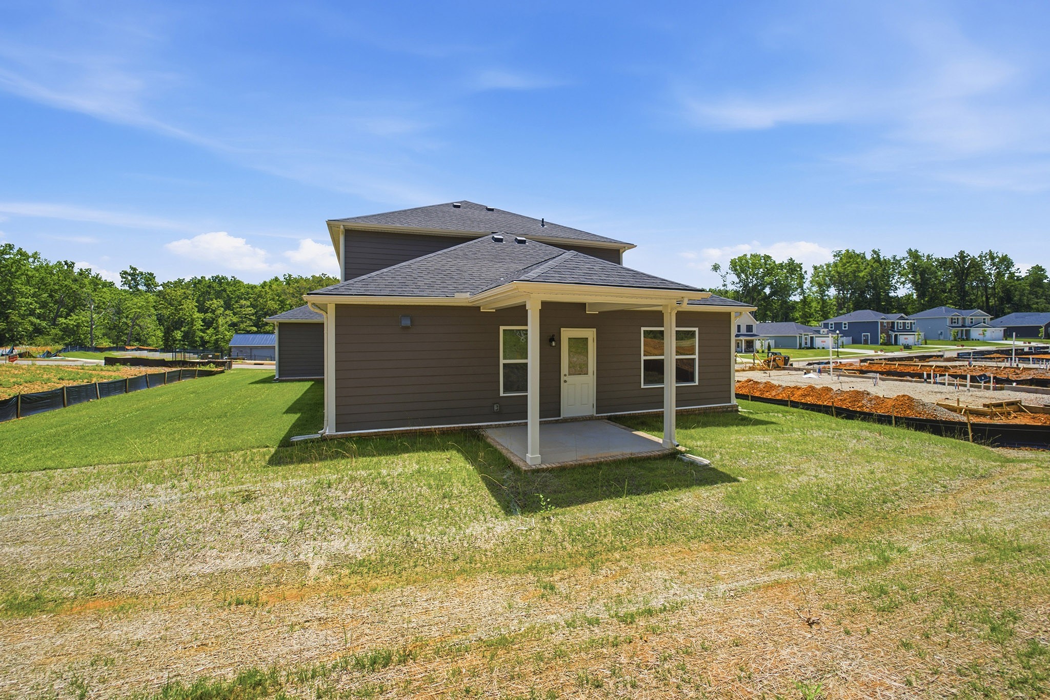 7270 Fairlawn Dr, Fairview, TN 37062