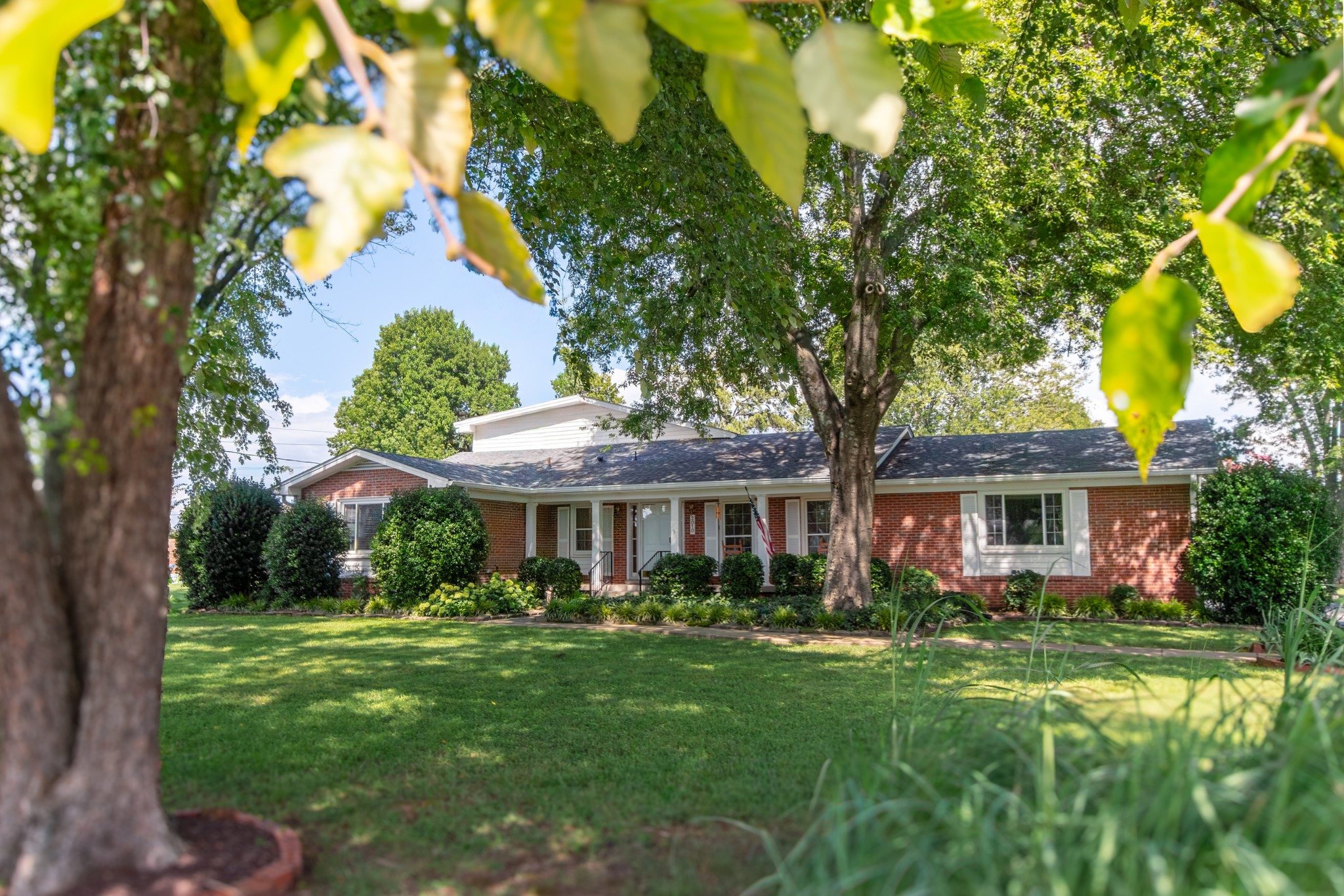 2010 Sanders Ct, Murfreesboro, TN 37129