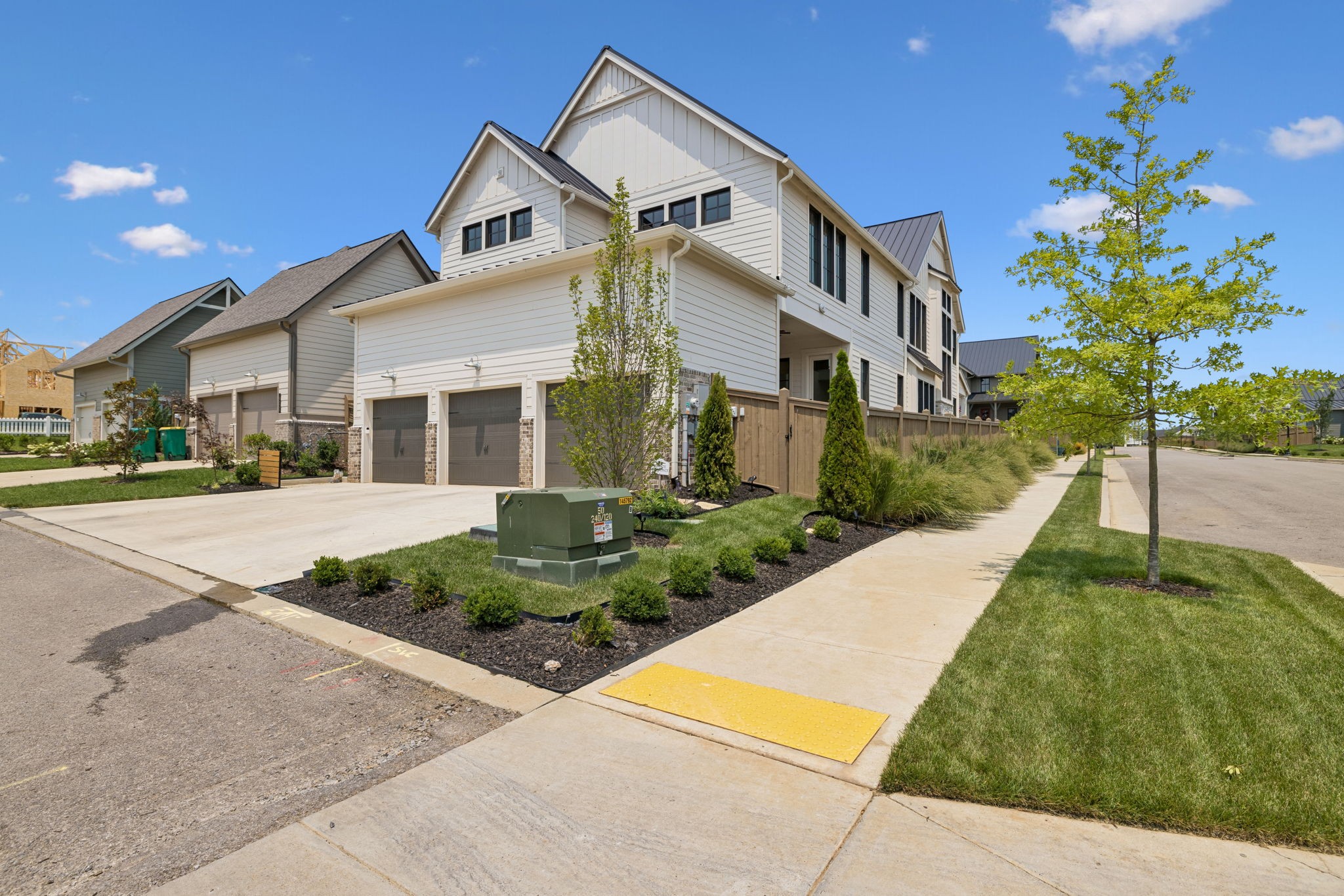 620 Flathead Al, Thompsons Station, TN 37179