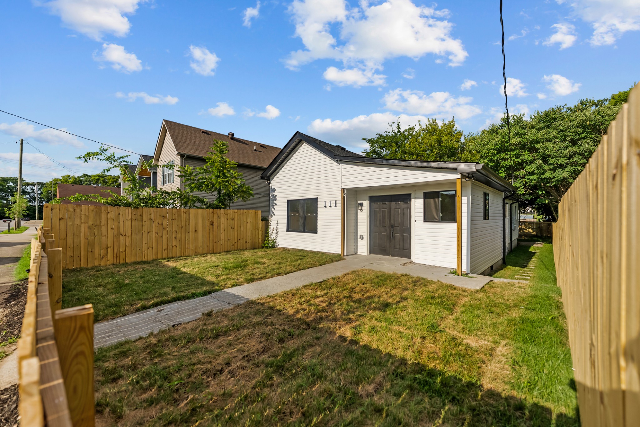 111 Lewis St, Nashville, TN 37210