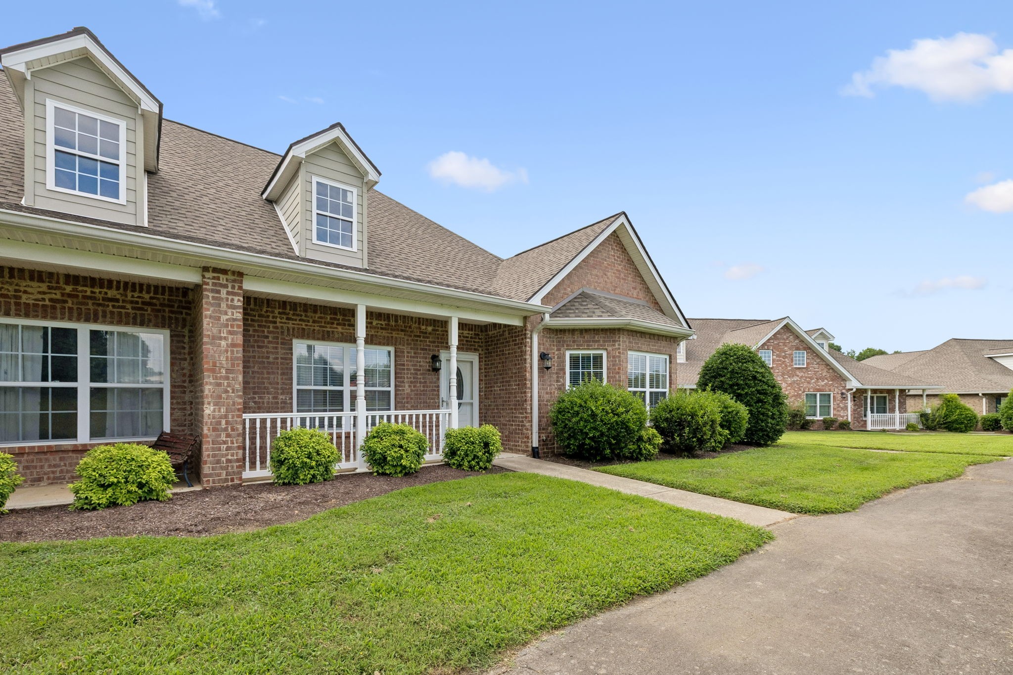 123 Shore Dr, White House, TN 37188