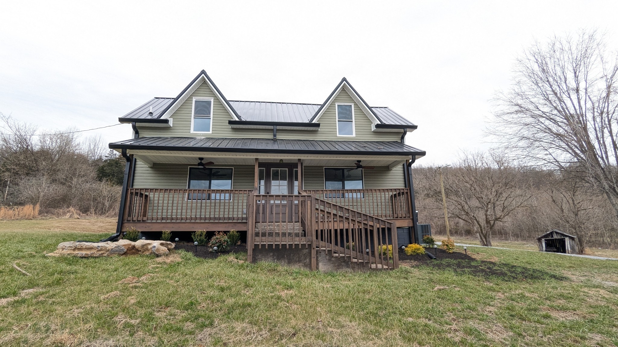 197 Granville Hwy, Chestnut Mound, TN 38552