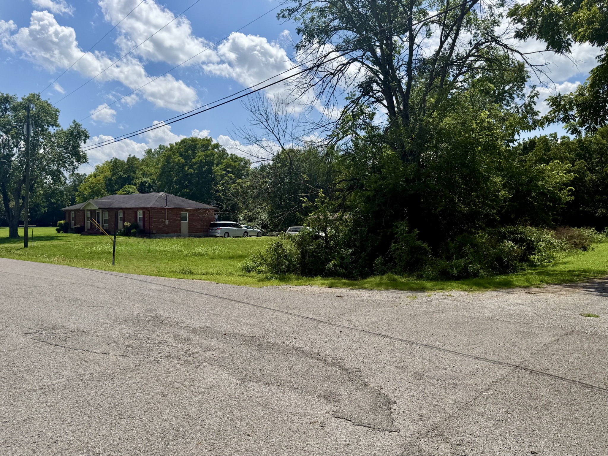 317 Hollywood Blvd, Gallatin, TN 37066