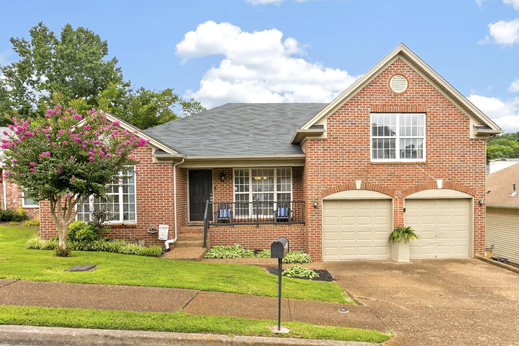 3020 Harbor Lights Dr, Nashville, TN 37217