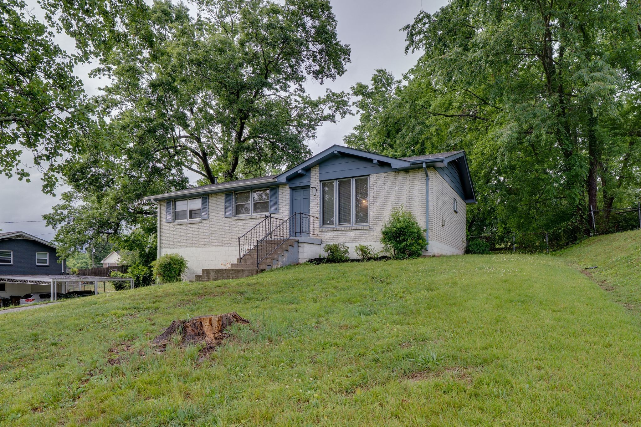125 Curtis Cross Roads, Hendersonville, TN 37075