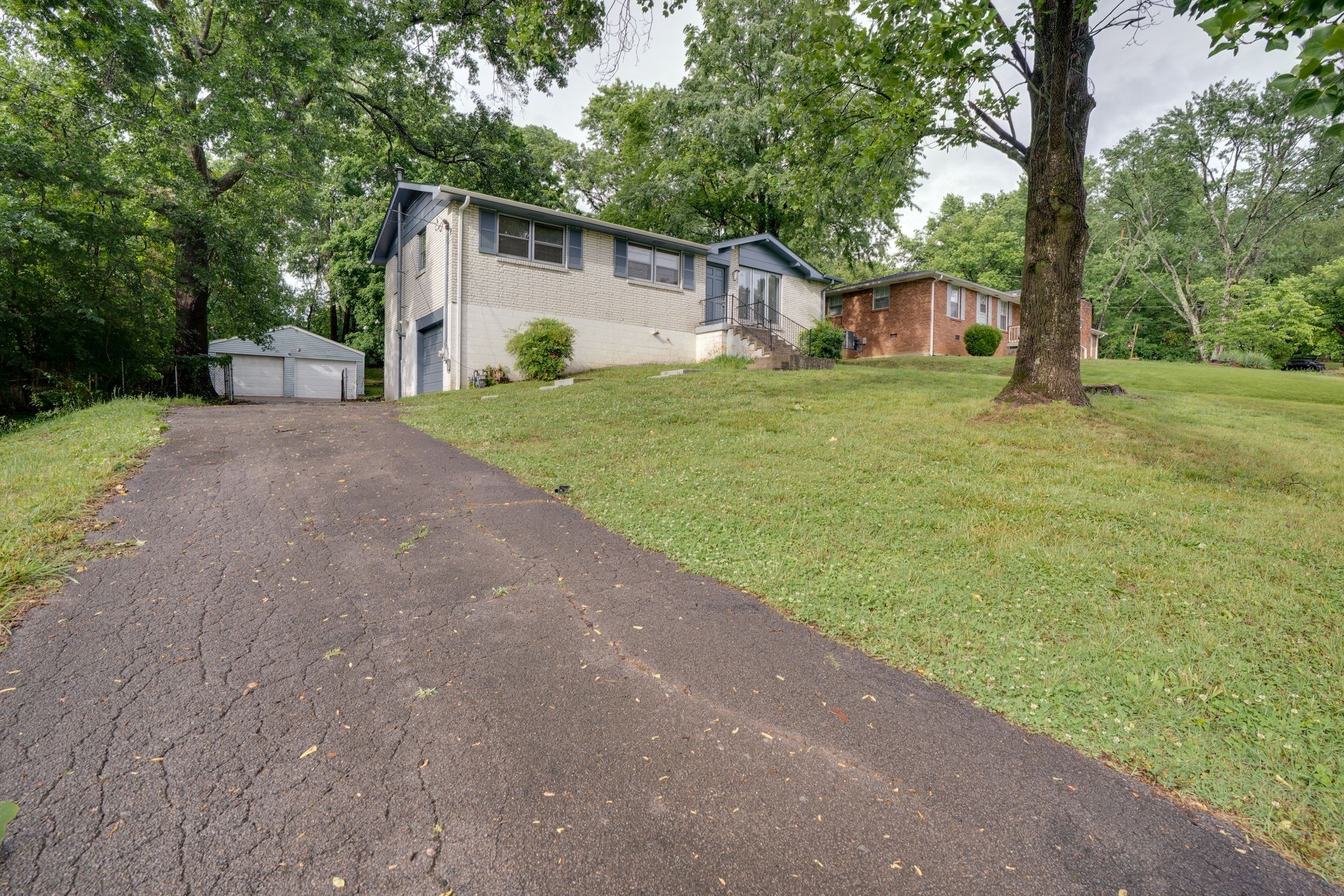 125 Curtis Cross Roads, Hendersonville, TN 37075