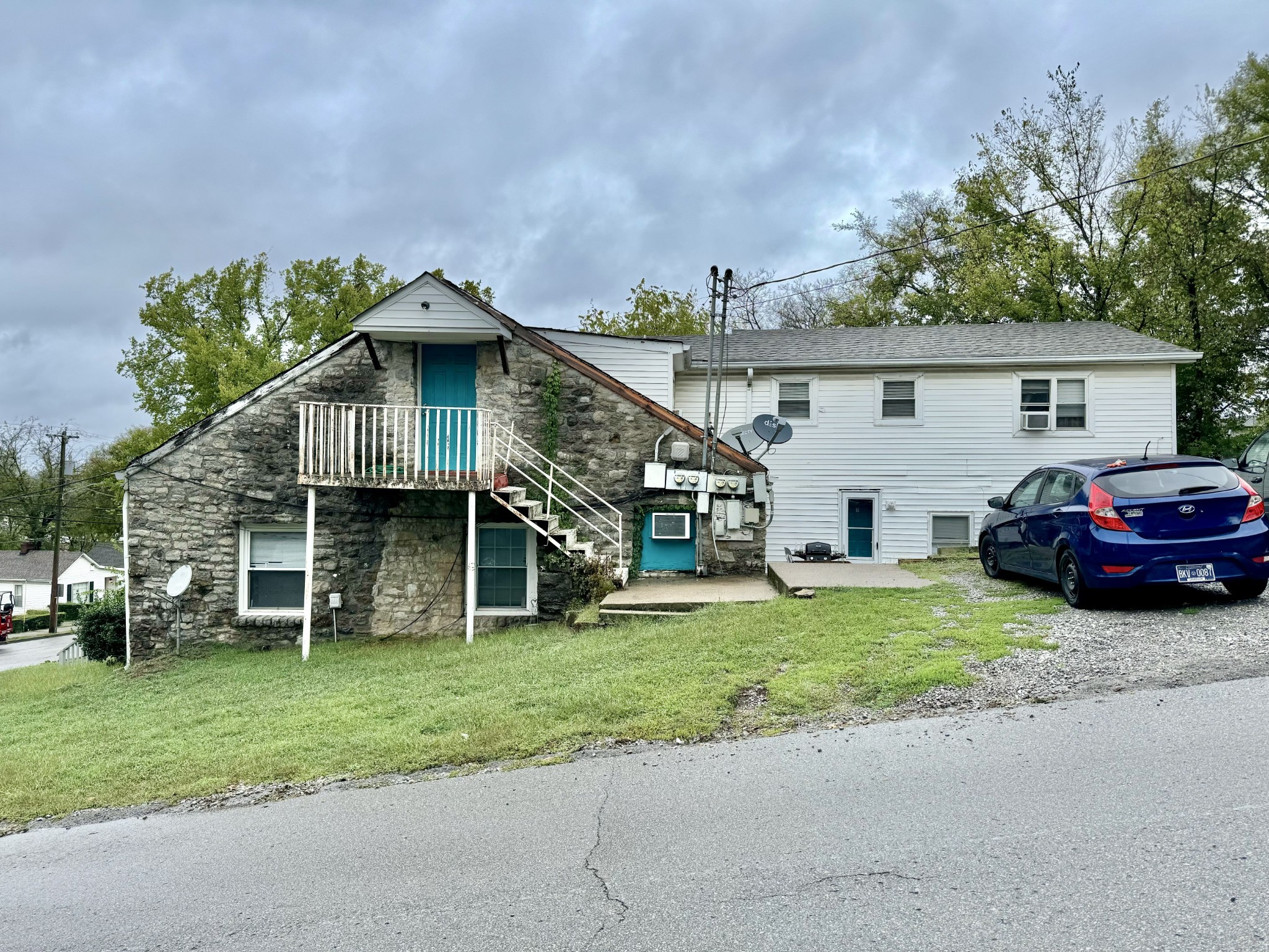300 37th Ave N, Nashville, TN 37209