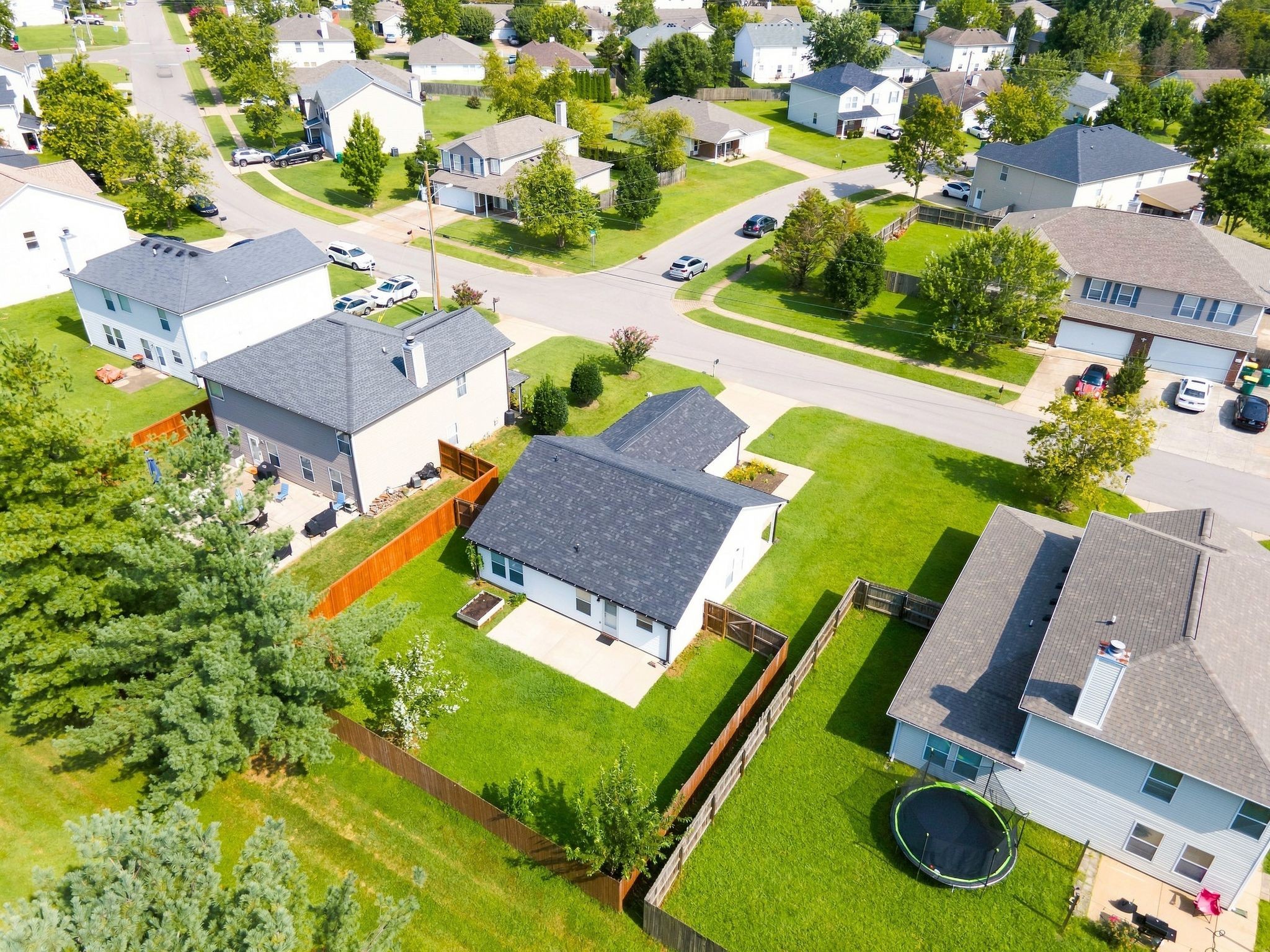 2663 Sutherland Dr, Thompsons Station, TN 37179