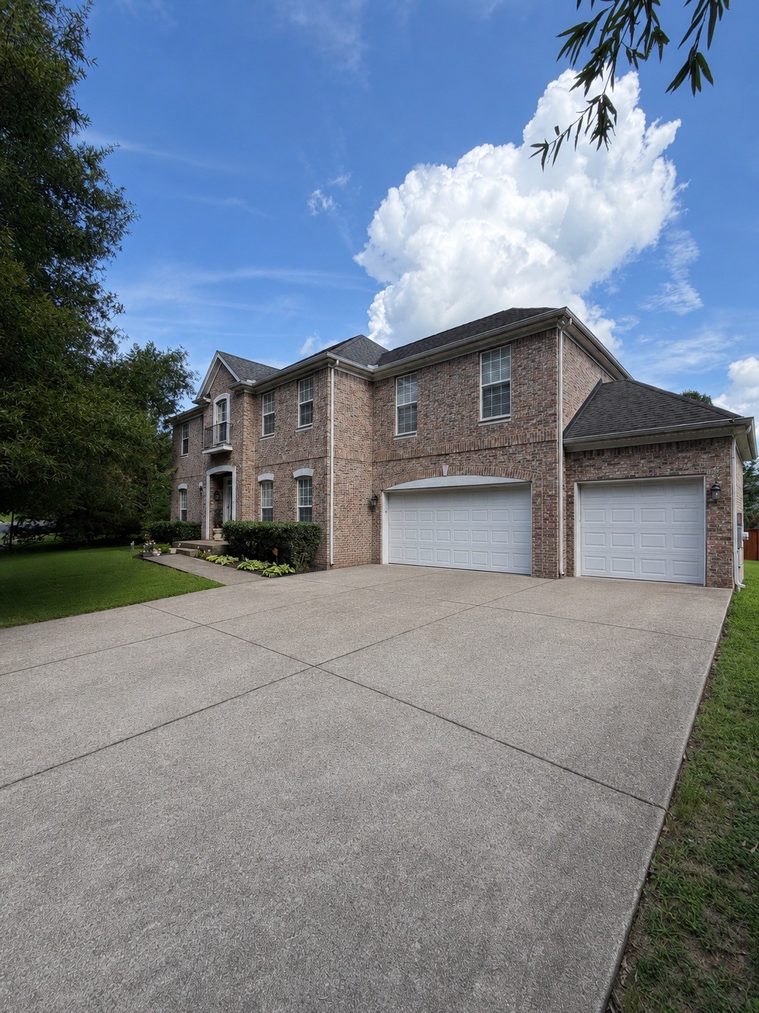 7524 Woodstream Dr, Nashville, TN 37221