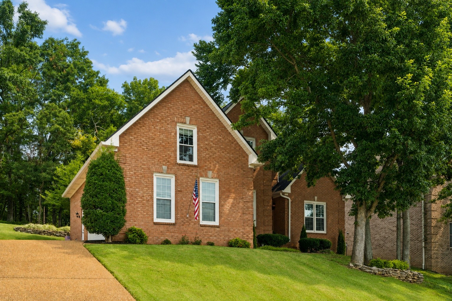 112 Spy Glass Way, Hendersonville, TN 37075