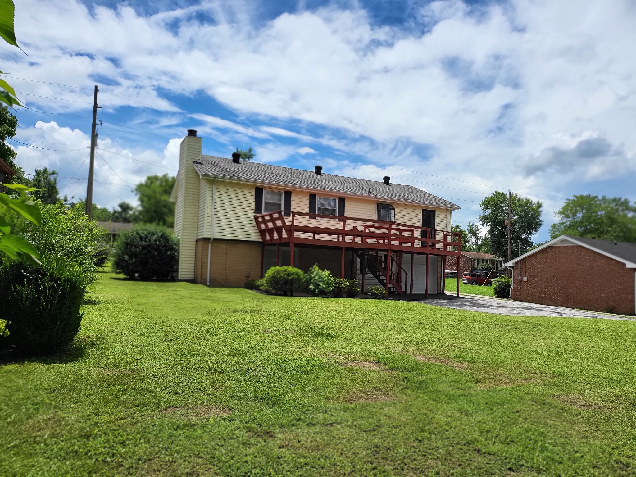 629 Dutchmans Dr, Hermitage, TN 37076