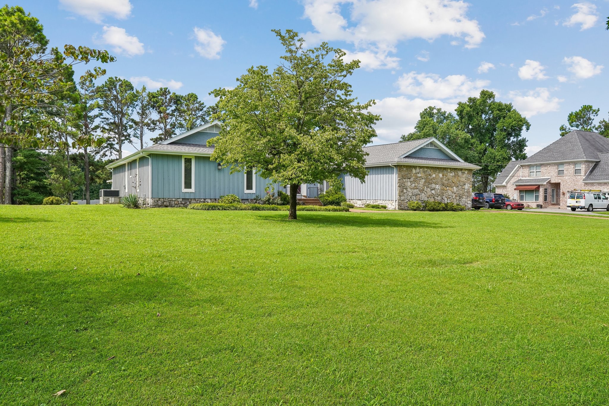 204 Montchanin Rd, Old Hickory, TN 37138