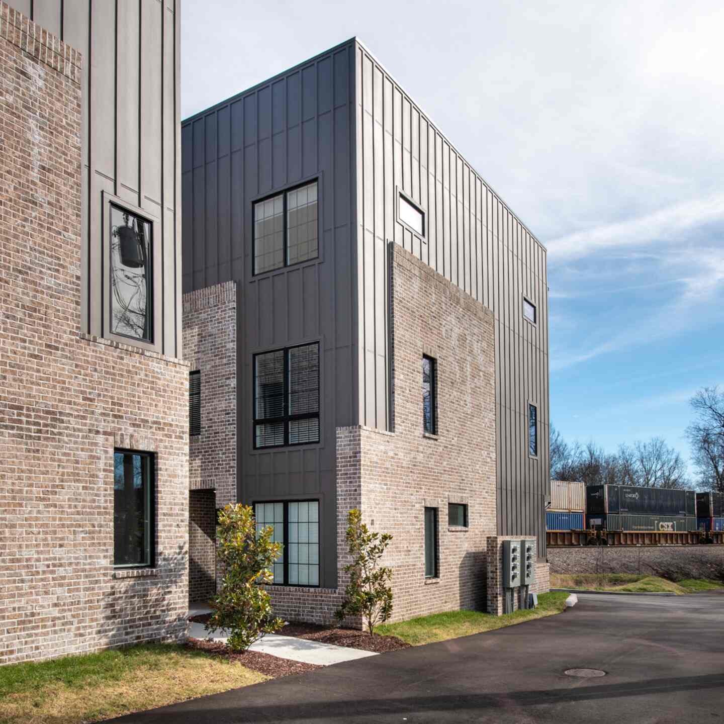 738 Douglas Ave #11, Nashville, TN 37207