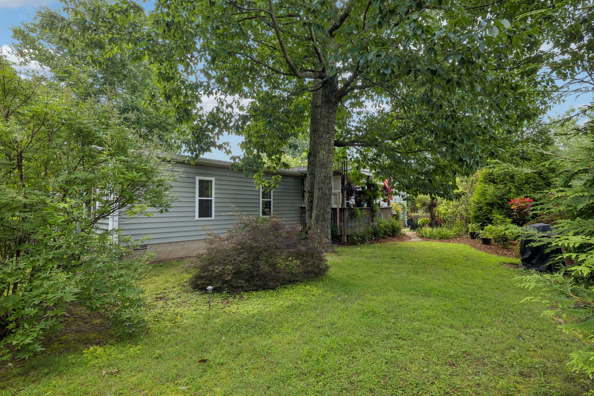 5499 Old Sams Creek Rd, Pegram, TN 37143