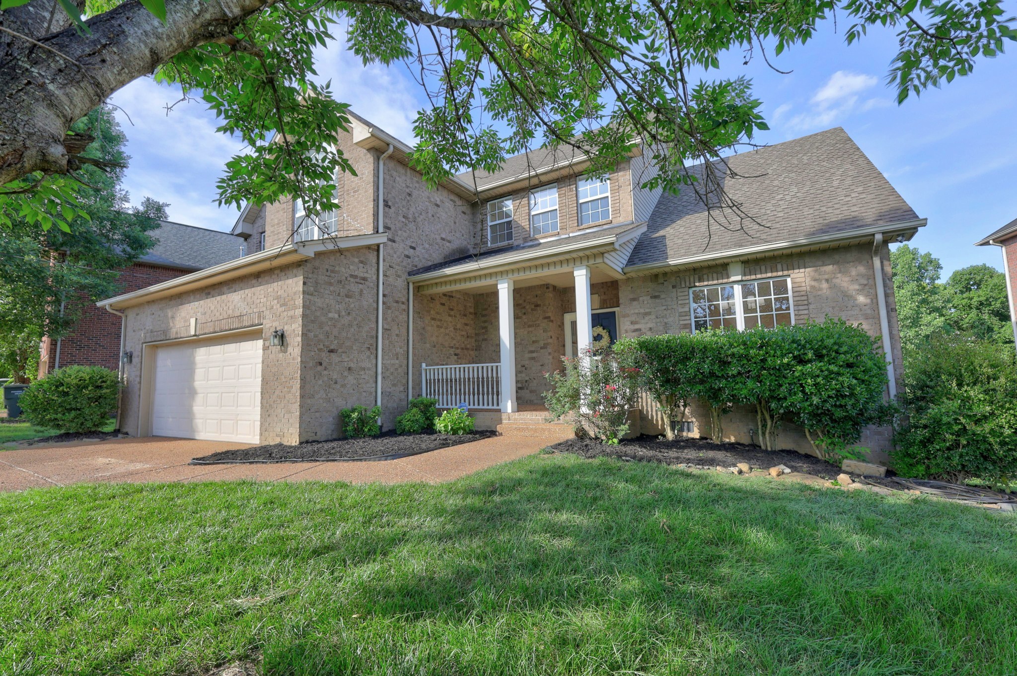 6733 Sugar Hill Dr, Nashville, TN 37211