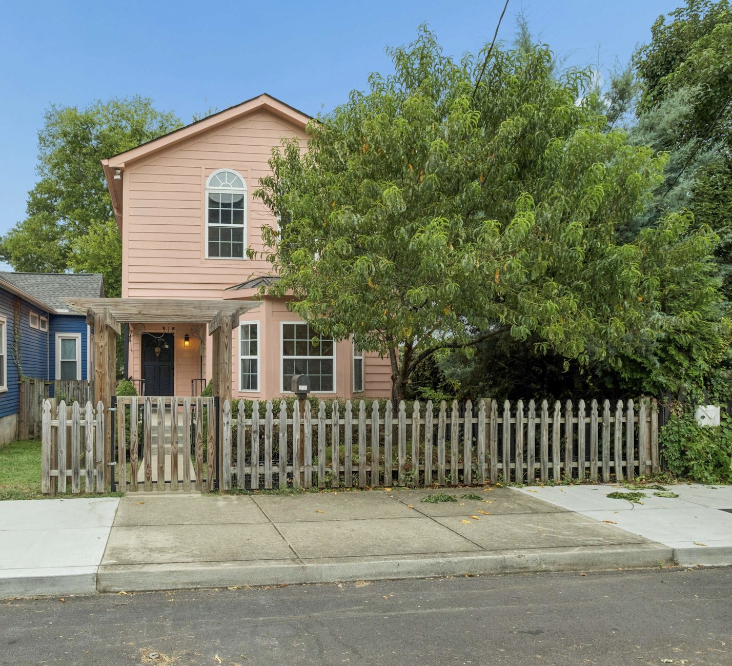 818 N 2nd St, Nashville, TN 37207
