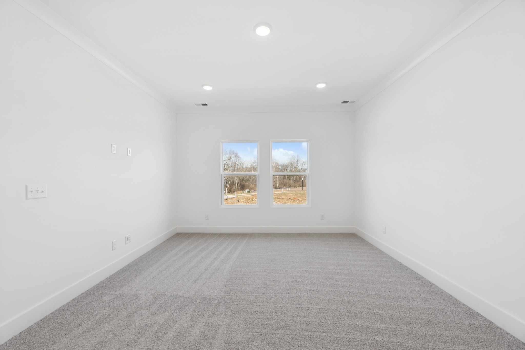 3235 Gravity Dr, Columbia, TN 38401