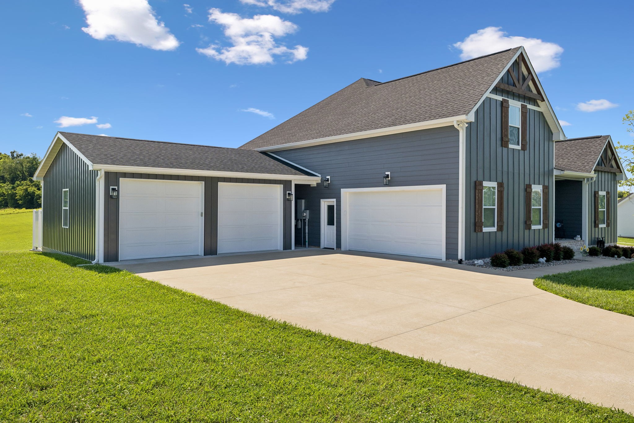 5685 Minnis Rd, Springfield, TN 37172