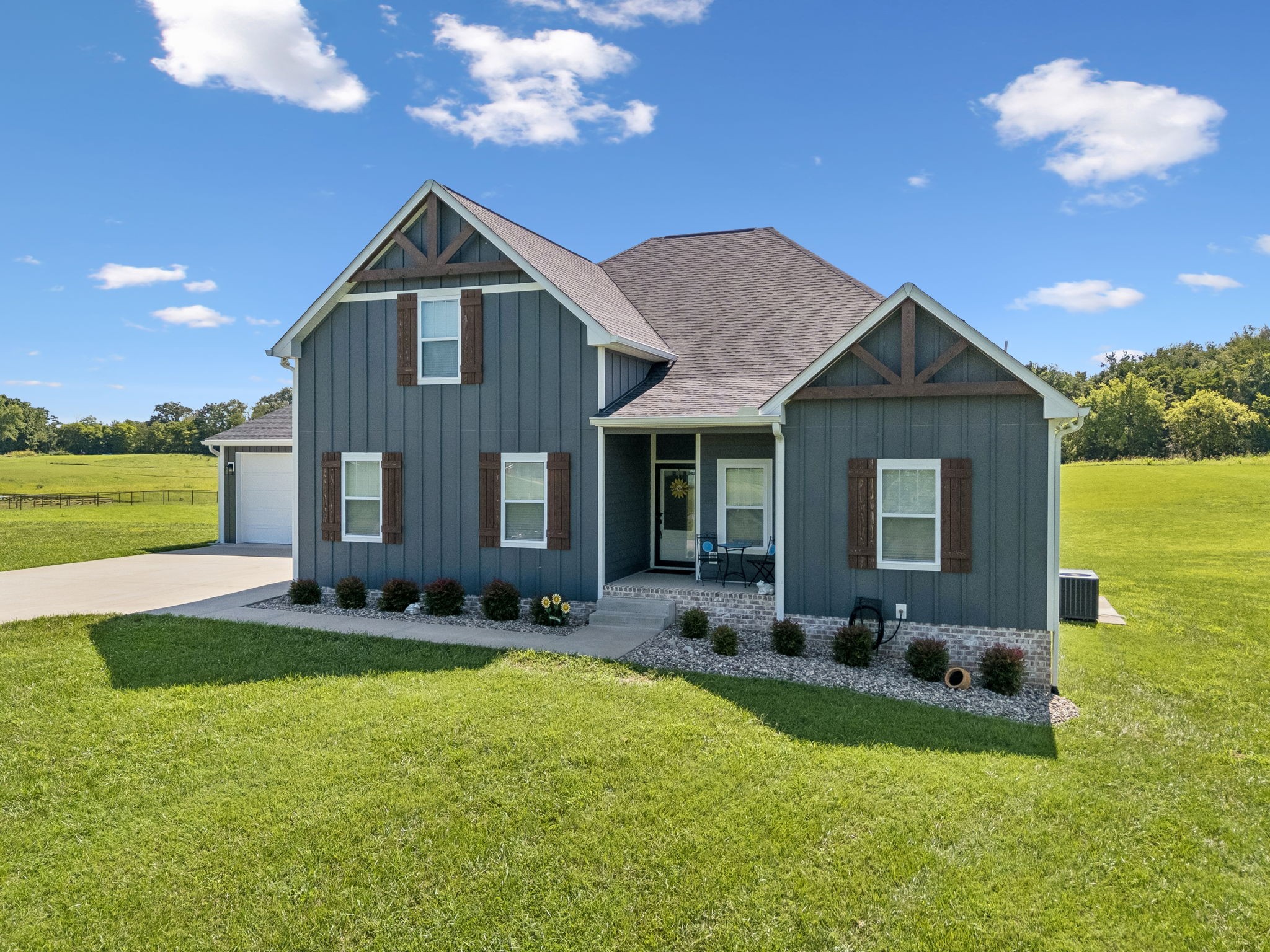 5685 Minnis Rd, Springfield, TN 37172